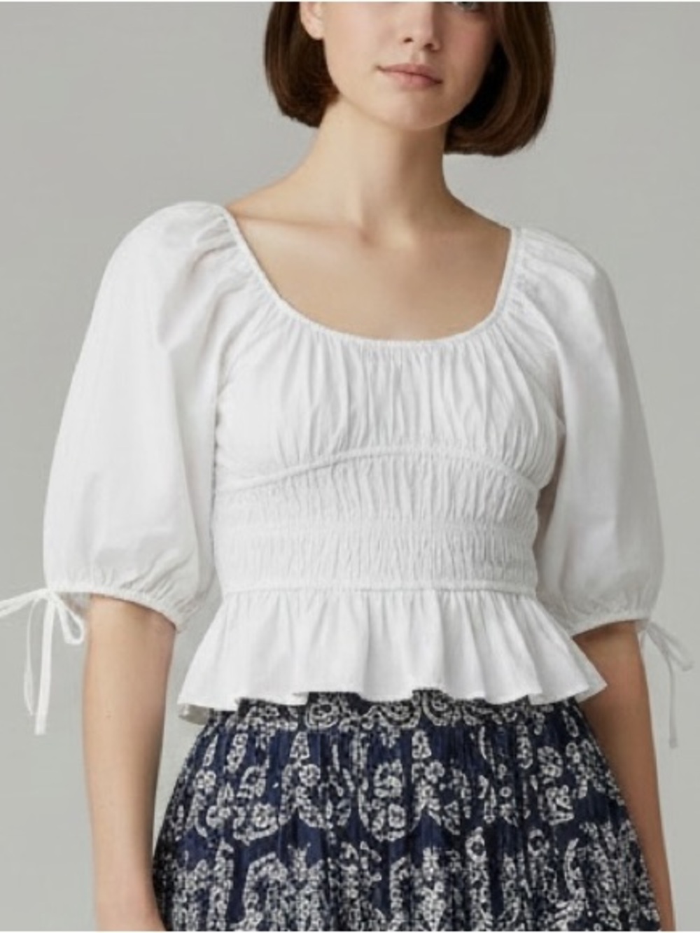 White Cotton Smocked Top w/ Puffy Sleeves - Peasant, Renaissance Fair - Large